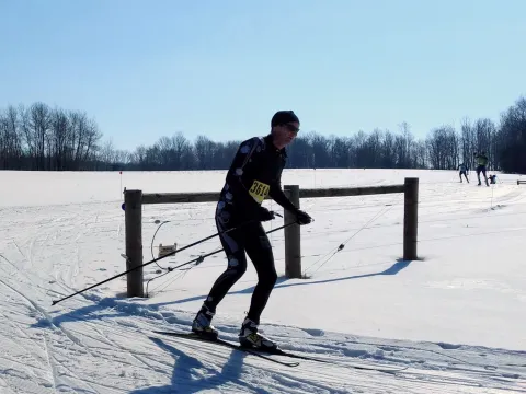 Photo of Sheldon Degenhardt leading the race